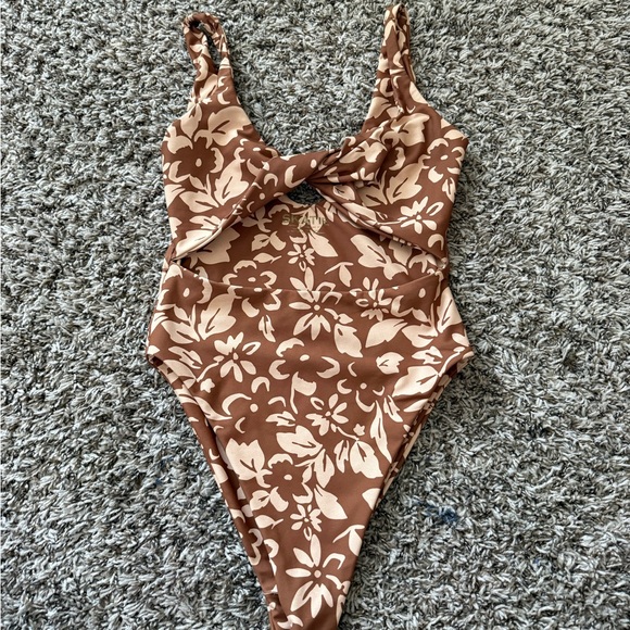 Skatie Other - Skatie one piece